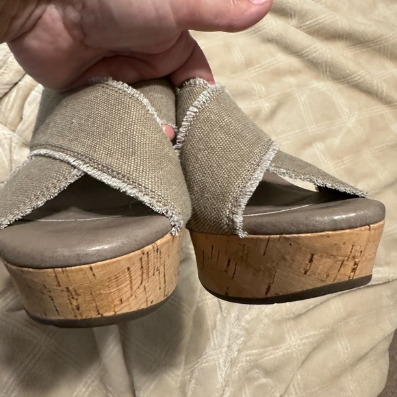 Chocolat Blu wedges - Picture 8 of 11